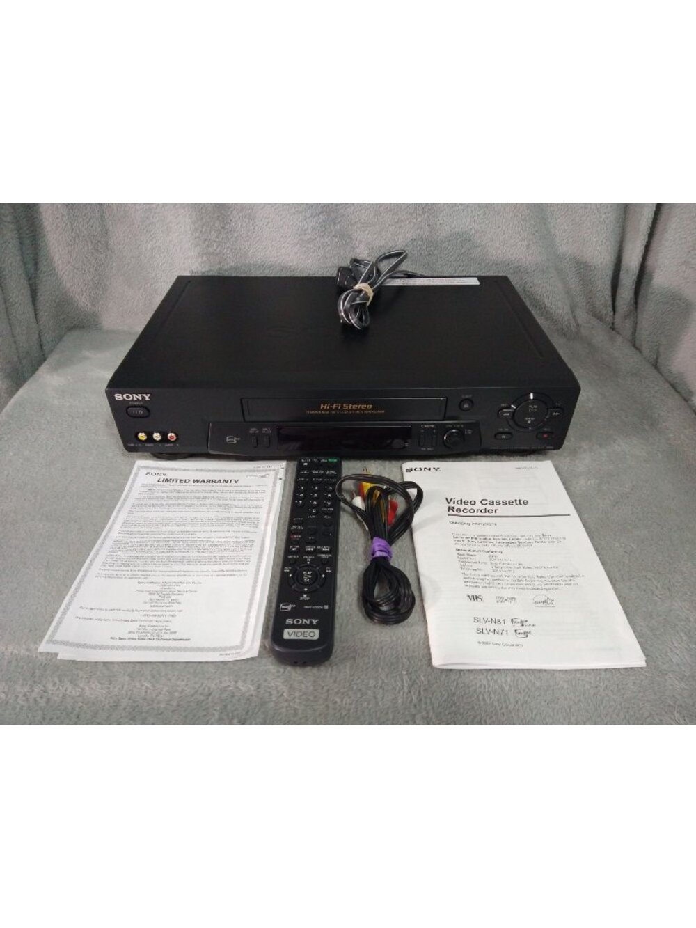Sony SLV-N71 VCR w/ Remote 4 Head Hi-Fi Stereo VHS Player Recorder Tested Works
